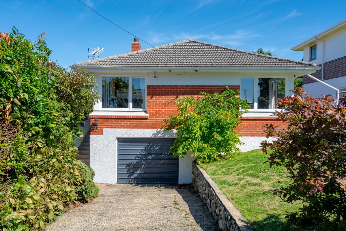 9 Spiers Road, Halfway Bush, Dunedin - Carousel 2