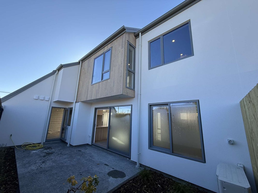 4/76 Harman Street, Addington, Christchurch - Carousel 1