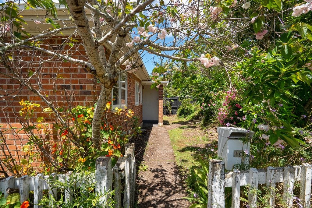 9C Kerr Street, Devonport, Auckland - Carousel 1