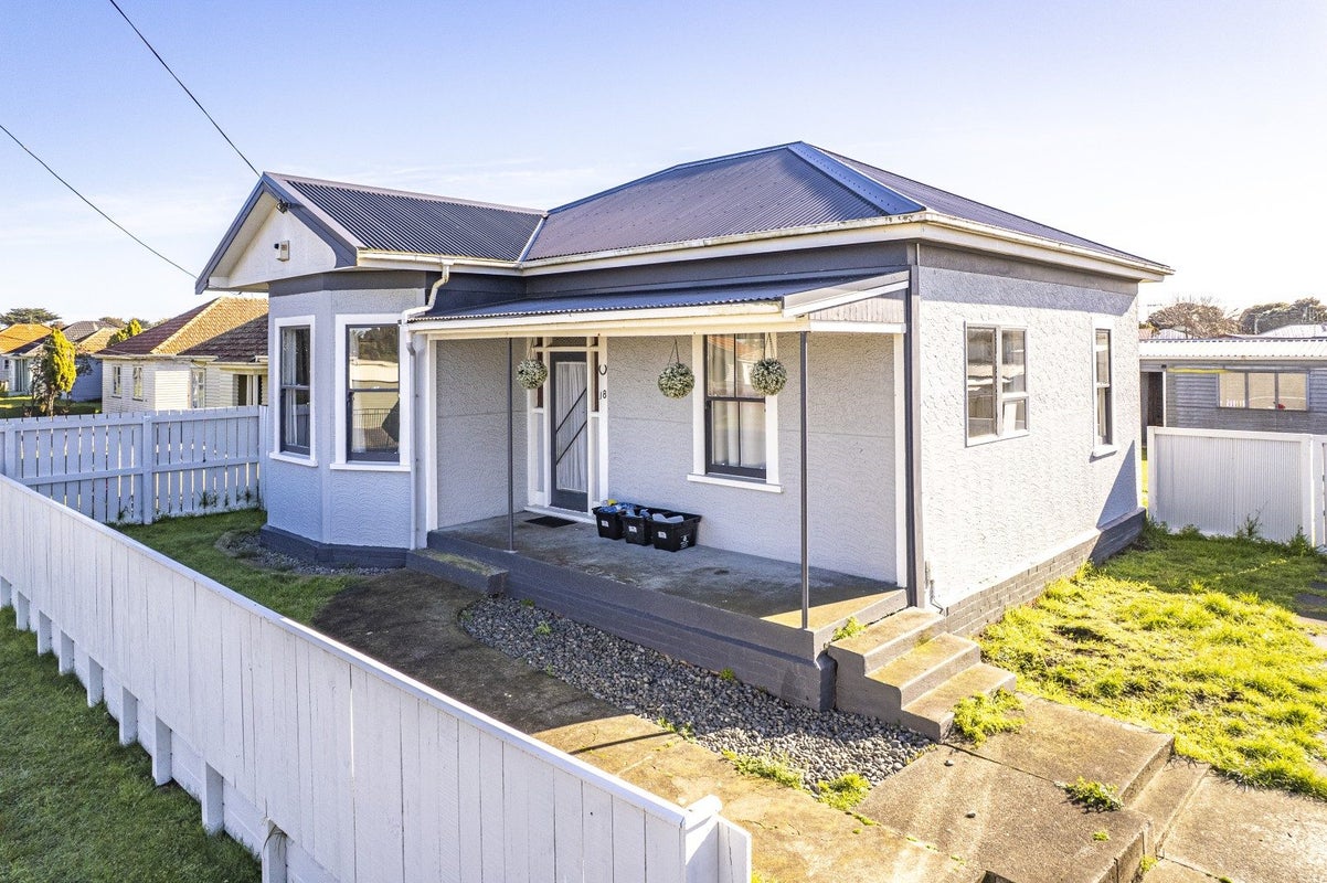 18 Swiss Avenue, Gonville, Whanganui - Carousel 19