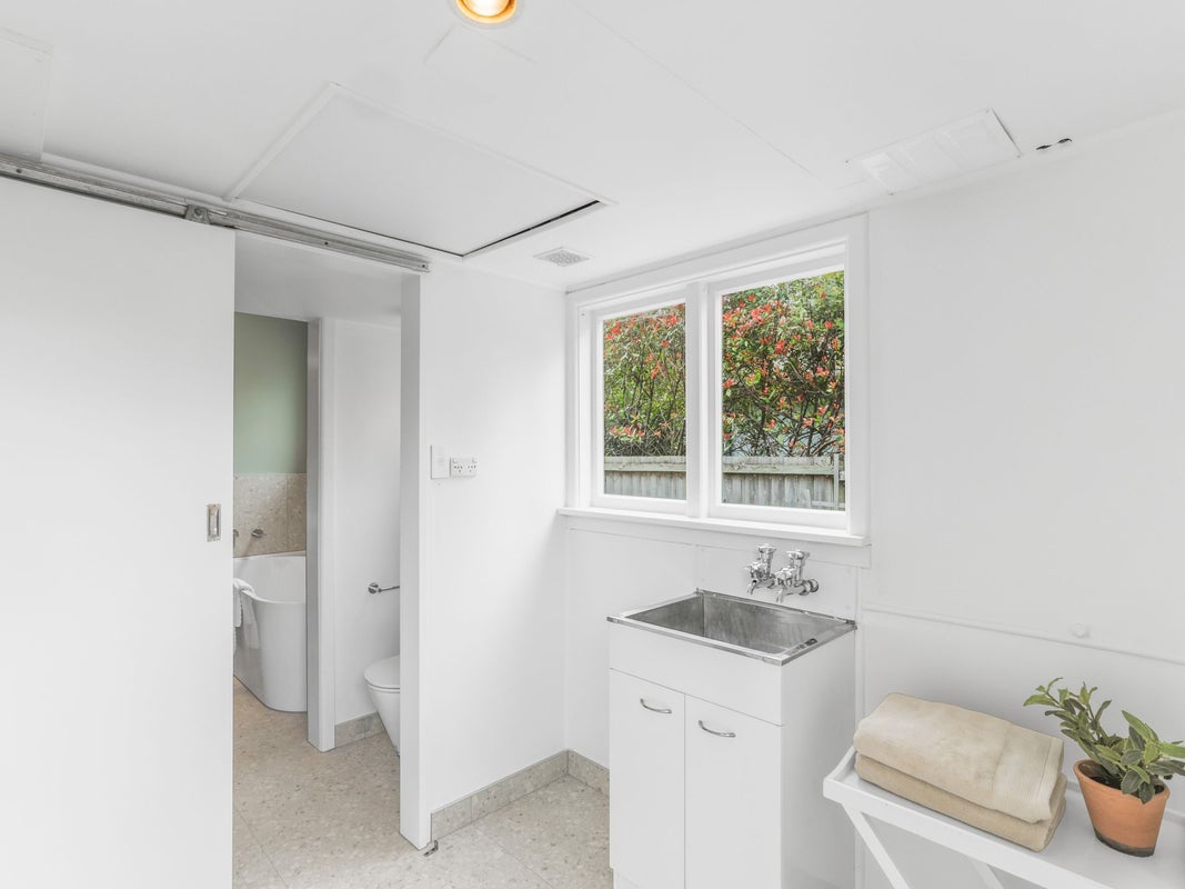 8 Earl Street, Hillsborough, Christchurch - Carousel 30