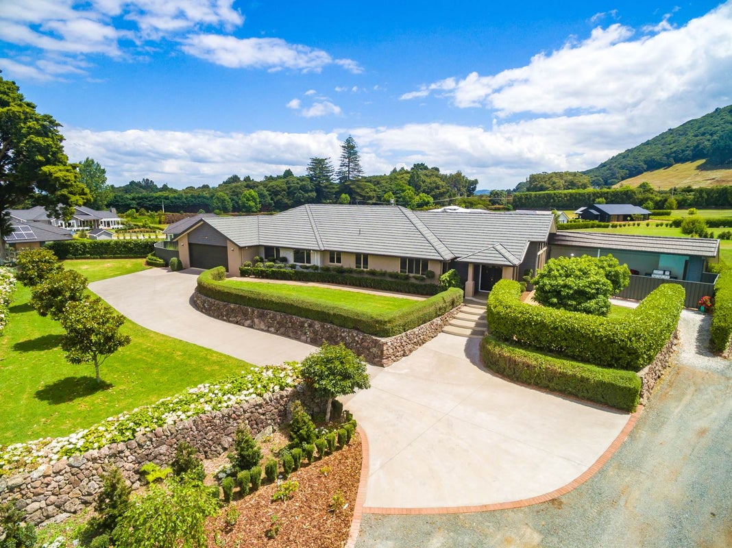 15 Millington Road, Whangarei - Carousel 26