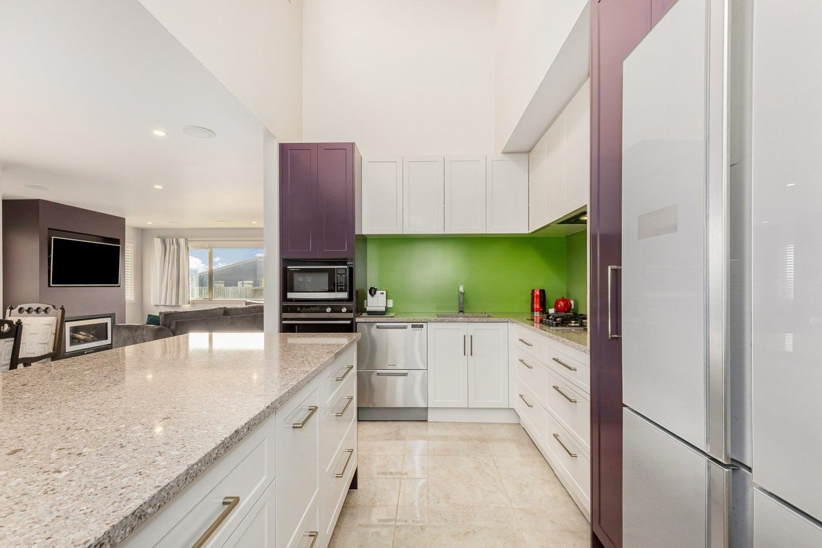 60 Cedarwood Street, Woodridge, Wellington - Carousel 2