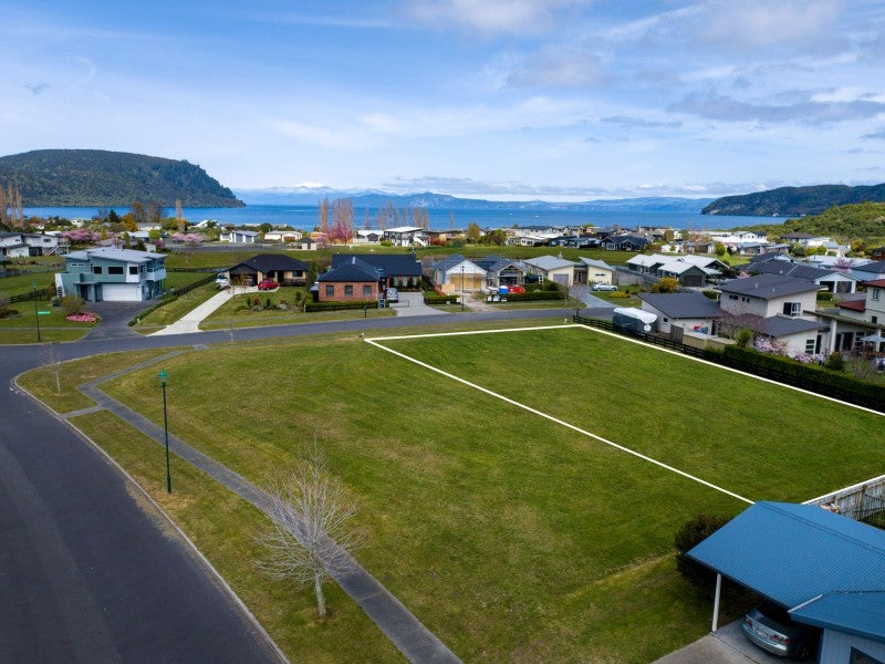 4 Pukeko Way, Kinloch, Taupo - Carousel 2