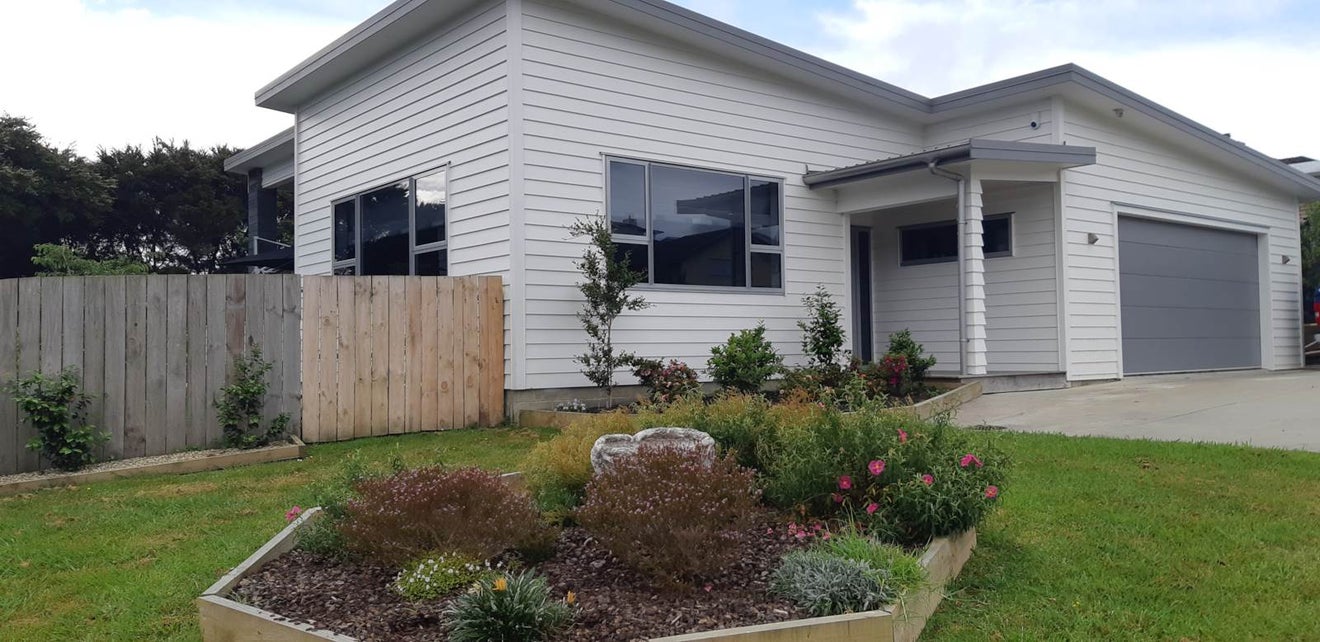 6 Te Puru Drive, Maraetai, Auckland - Carousel 1