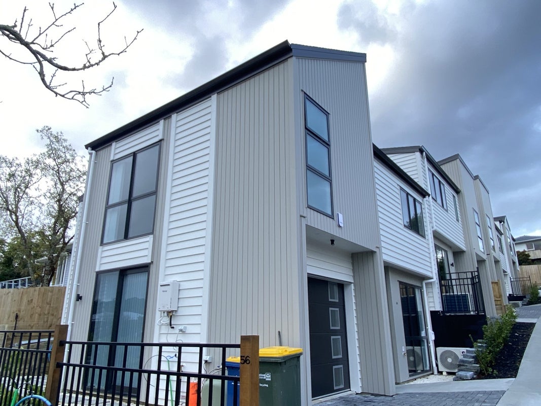 56B La Rosa Street, Green Bay, Auckland - Carousel 2