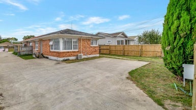 34 Victor Street, Avondale, Auckland - Carousel 1