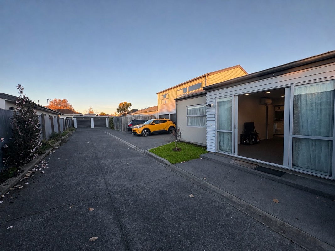 2/172 Geraldine Street, Edgeware, Christchurch - Carousel 2