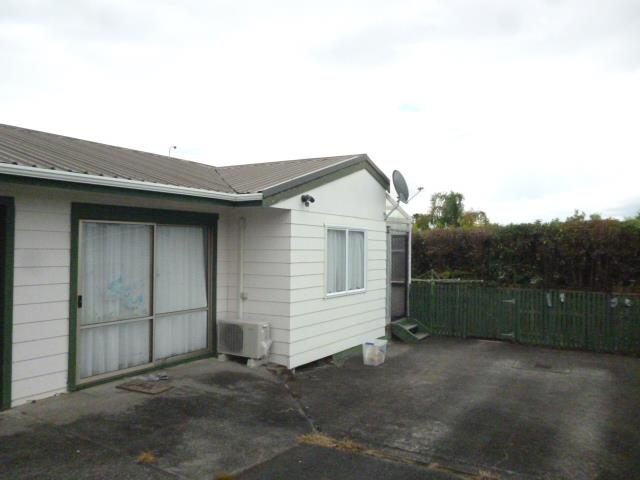 39 Aberfeldy Avenue, Highland Park, Auckland - Carousel 1