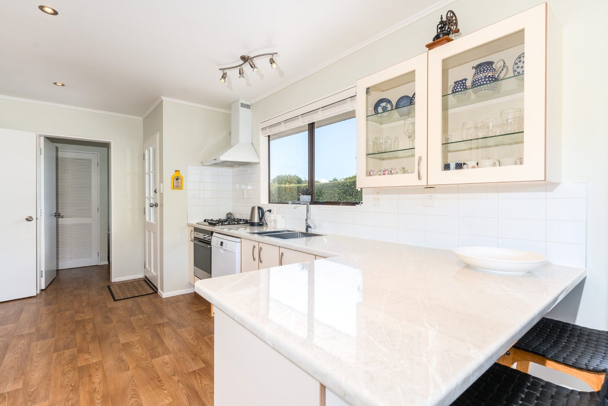64 Cambrian Street, Churton Park, Wellington - Carousel 2