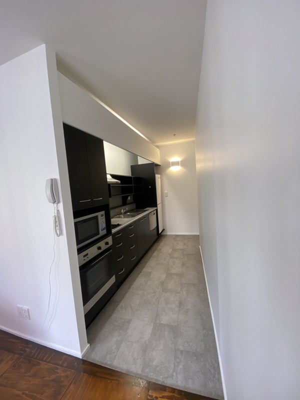 1B/192 Willis Street, Te Aro, Wellington - Carousel 2