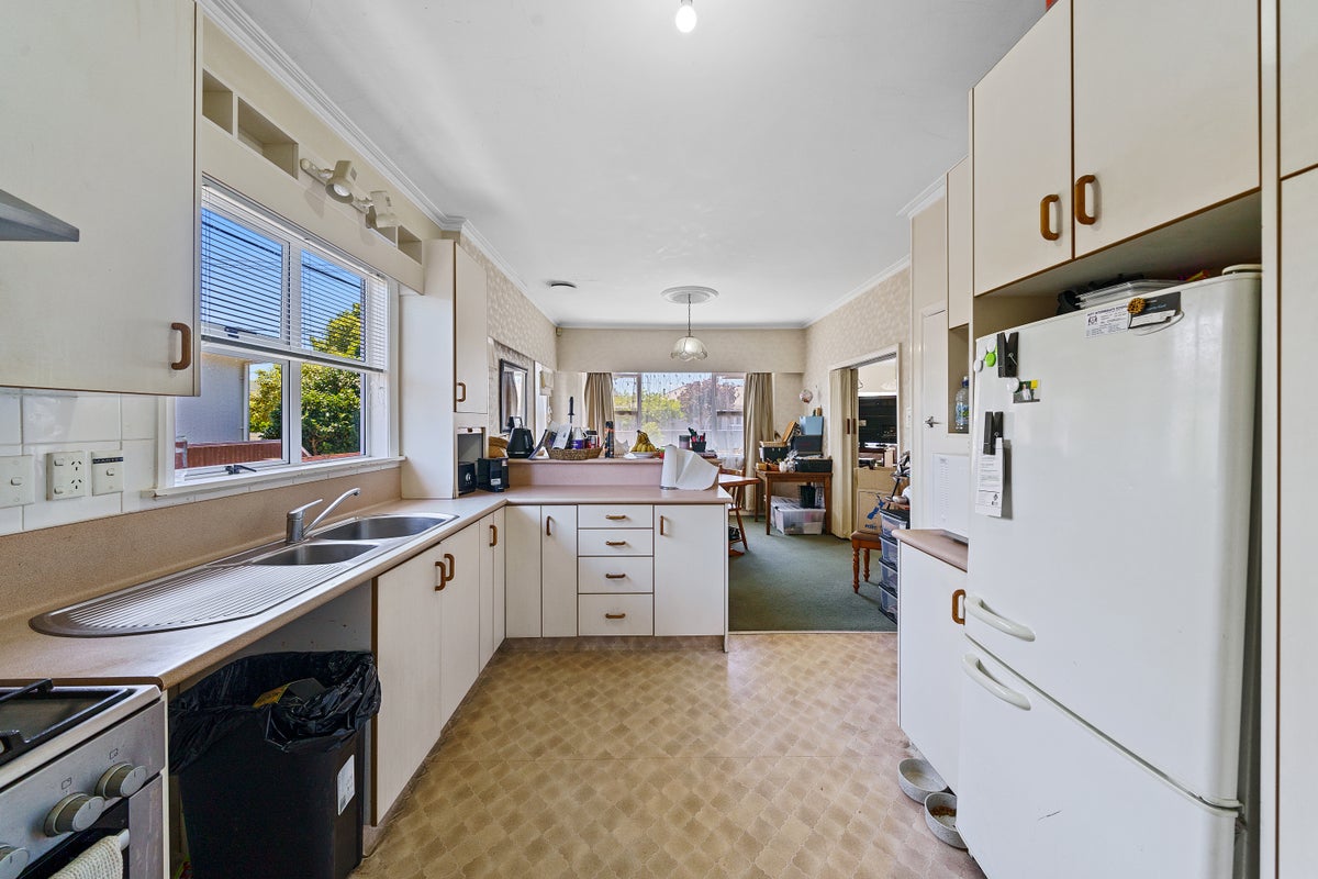 29 Brasell Street, Fairfield, Lower Hutt - Carousel 2