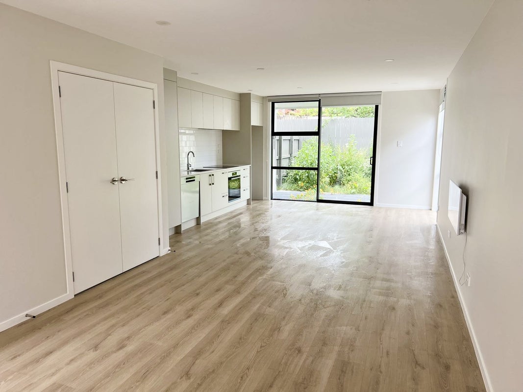 36 Dunkirk Terrace, Mount Albert, Auckland - Carousel 2