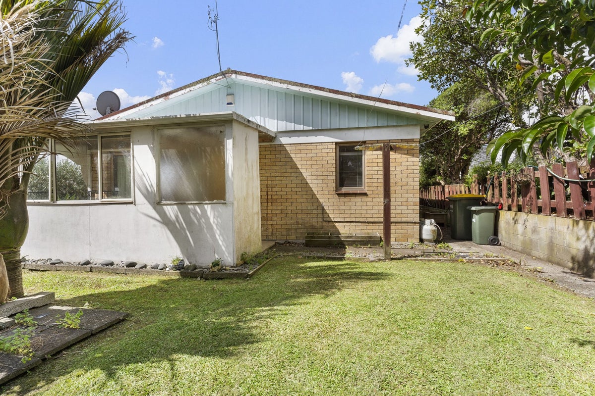 1/12 Wood Street, Papakura, Auckland - Carousel 18