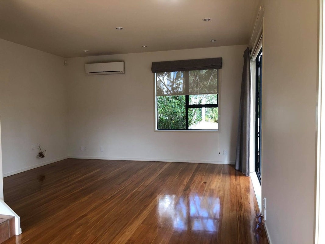 2/13 Havelock Avenue, Forrest Hill, Auckland - Carousel 21