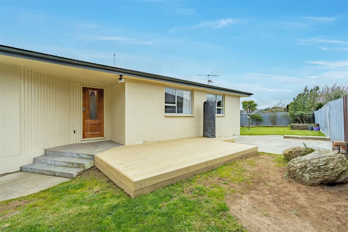 6 Milford Street, Heidelberg, Invercargill - Carousel 2