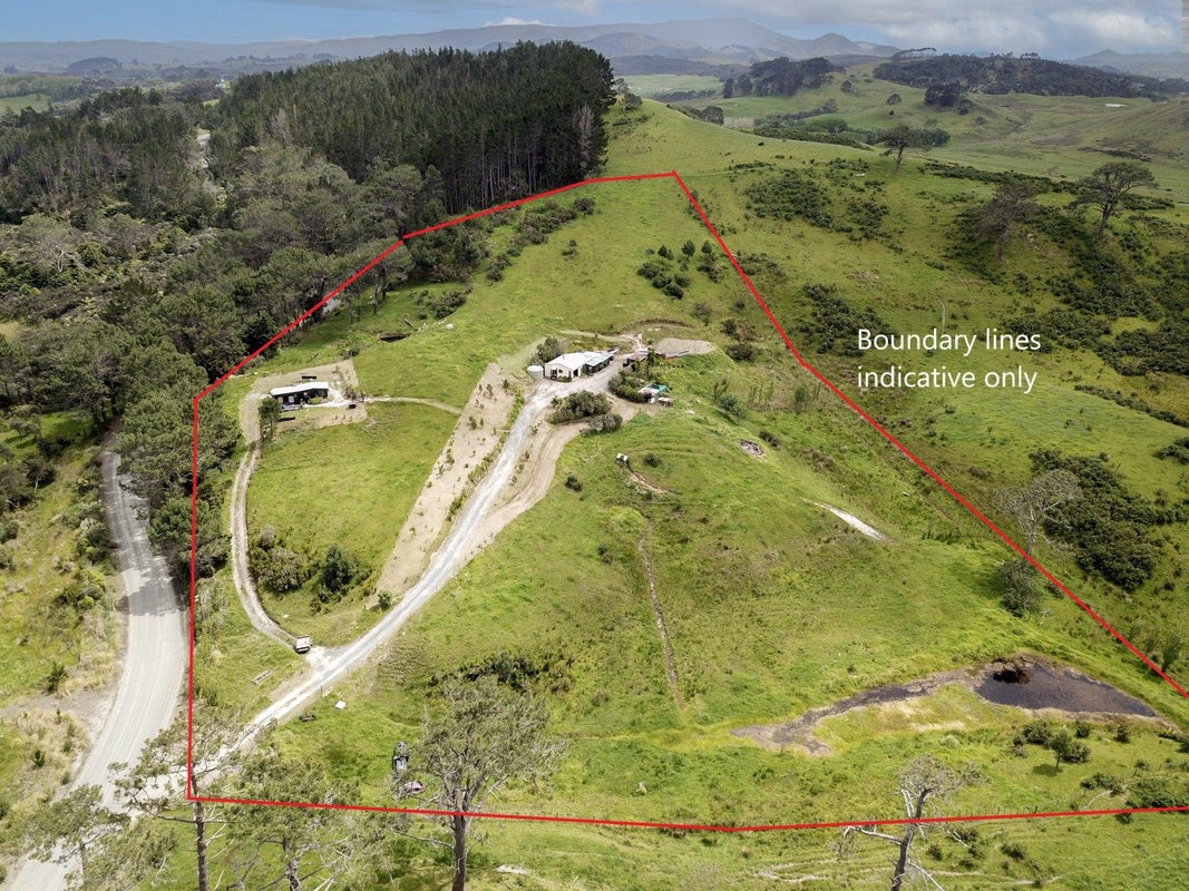 70 Opanake Road, Parore - Carousel 25