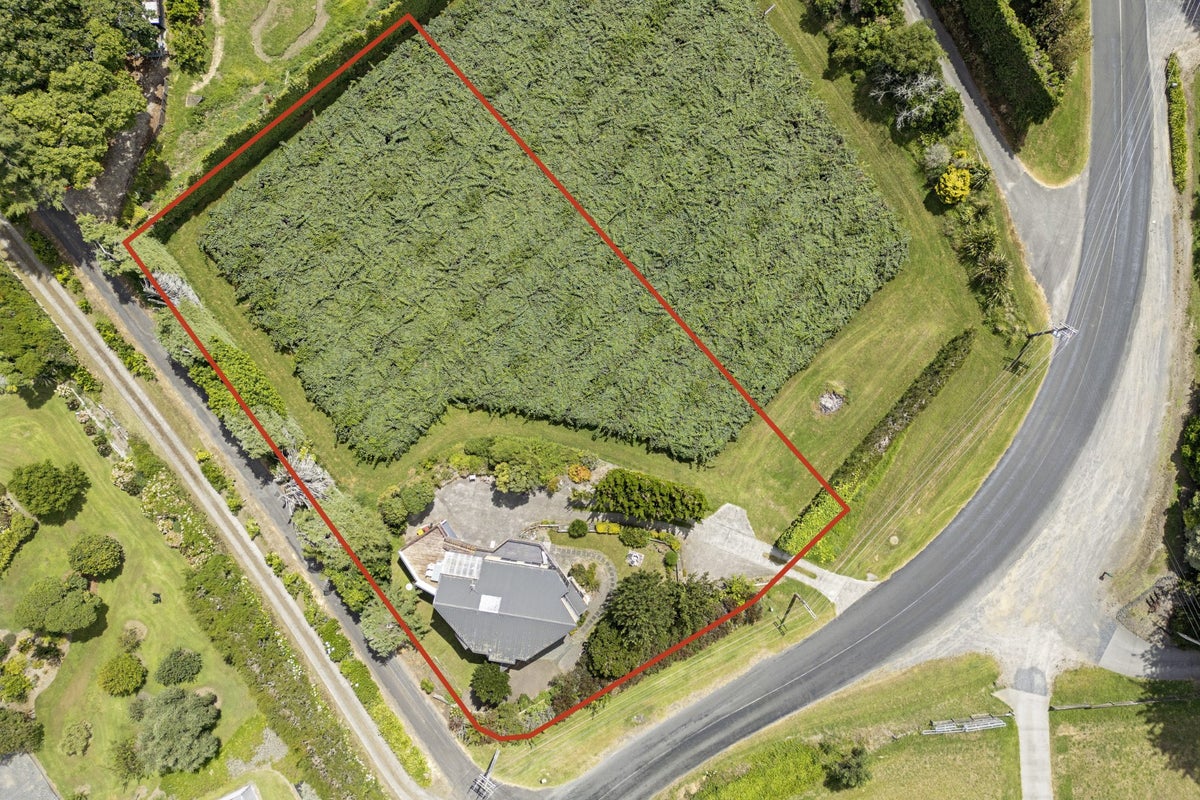 512 OHAUITI ROAD, Ohauiti, Tauranga - Carousel 1