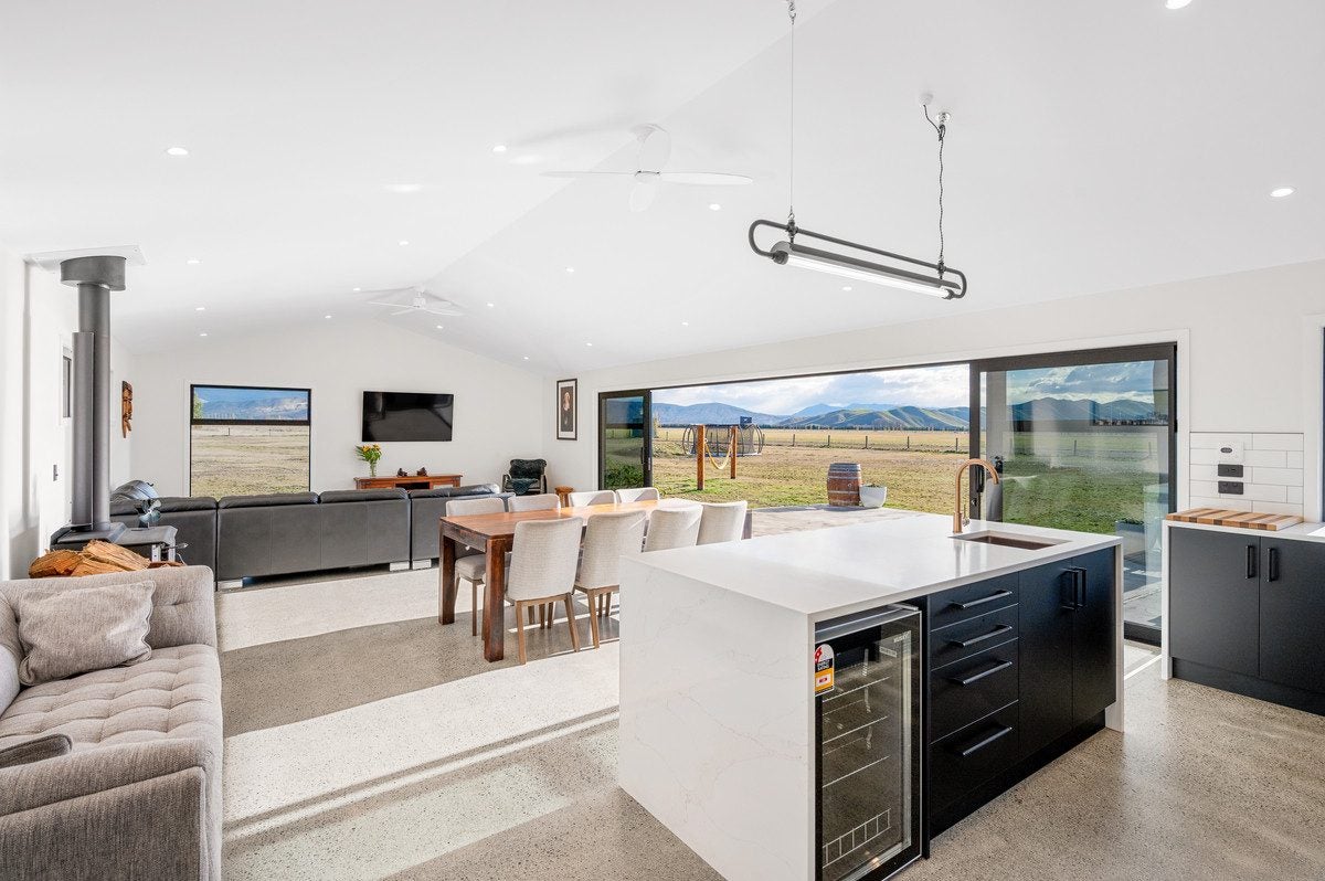23 Hardacre Place, Omarama, Omarama - Carousel 2