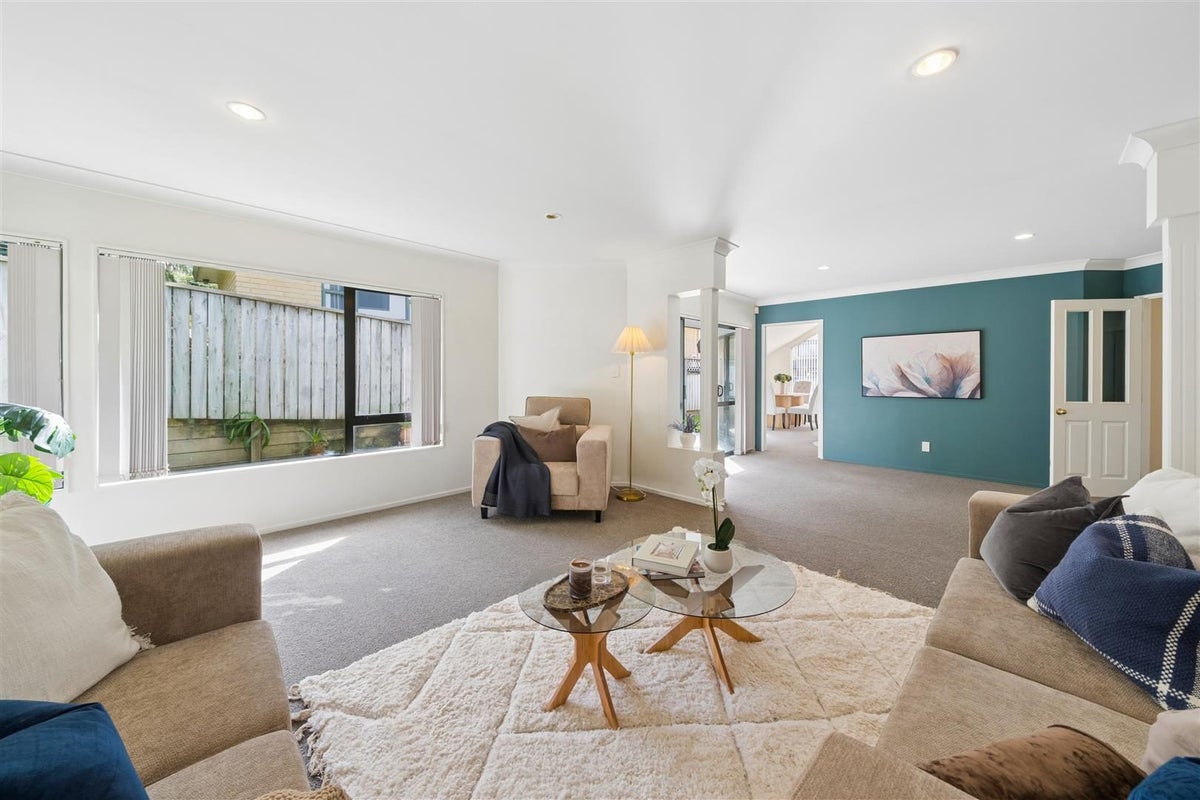 23 Amesbury Drive, Churton Park, Wellington - Carousel 1