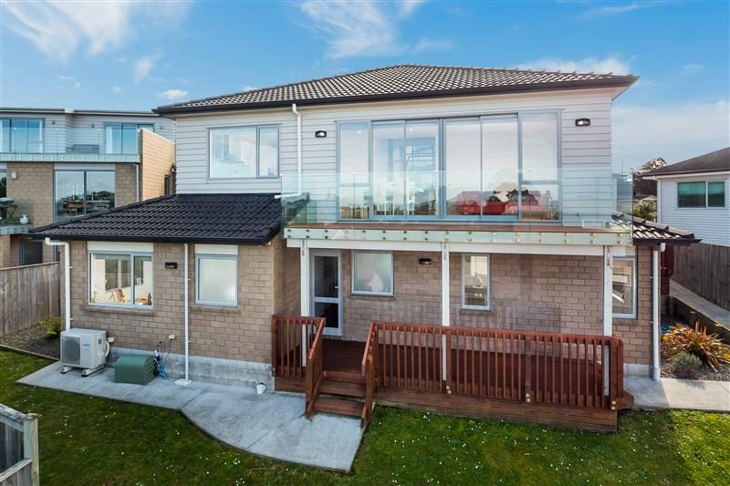 61 Zara Court, Windsor Park, Auckland - Carousel 8