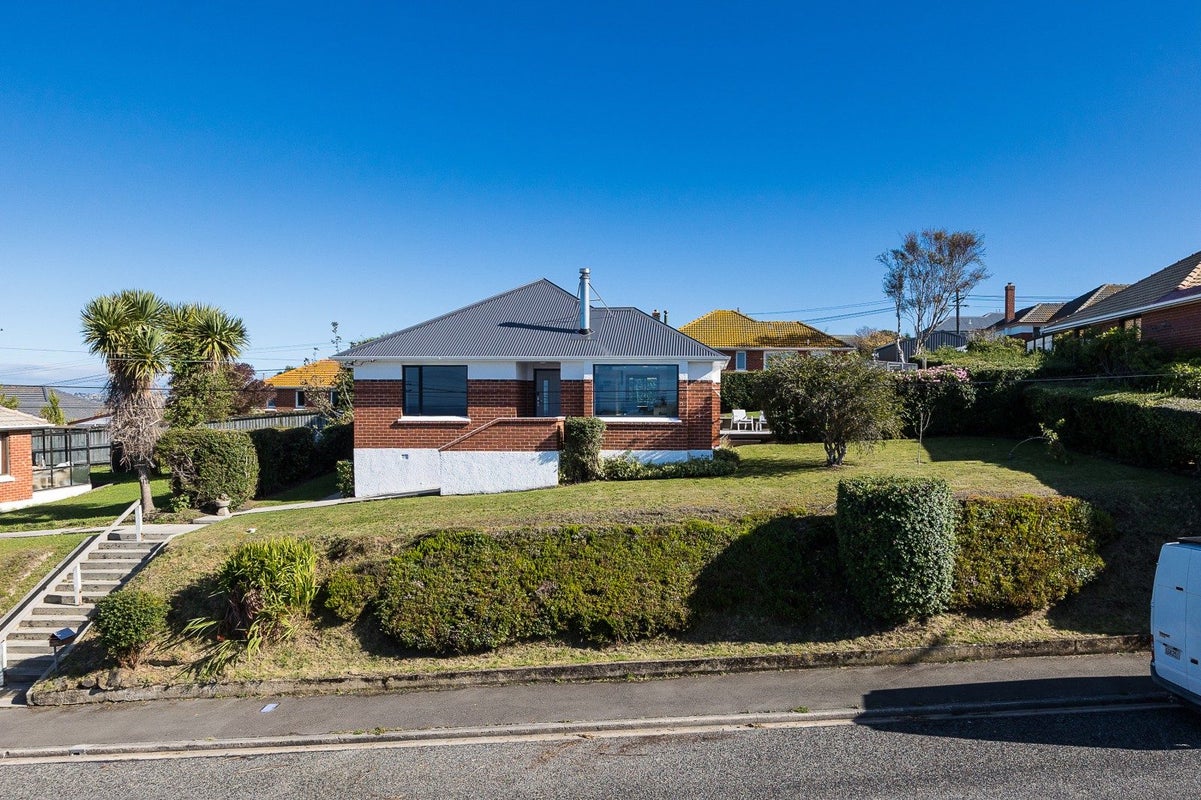 149 Highcliff Road, Shiel Hill, Dunedin - Carousel 24
