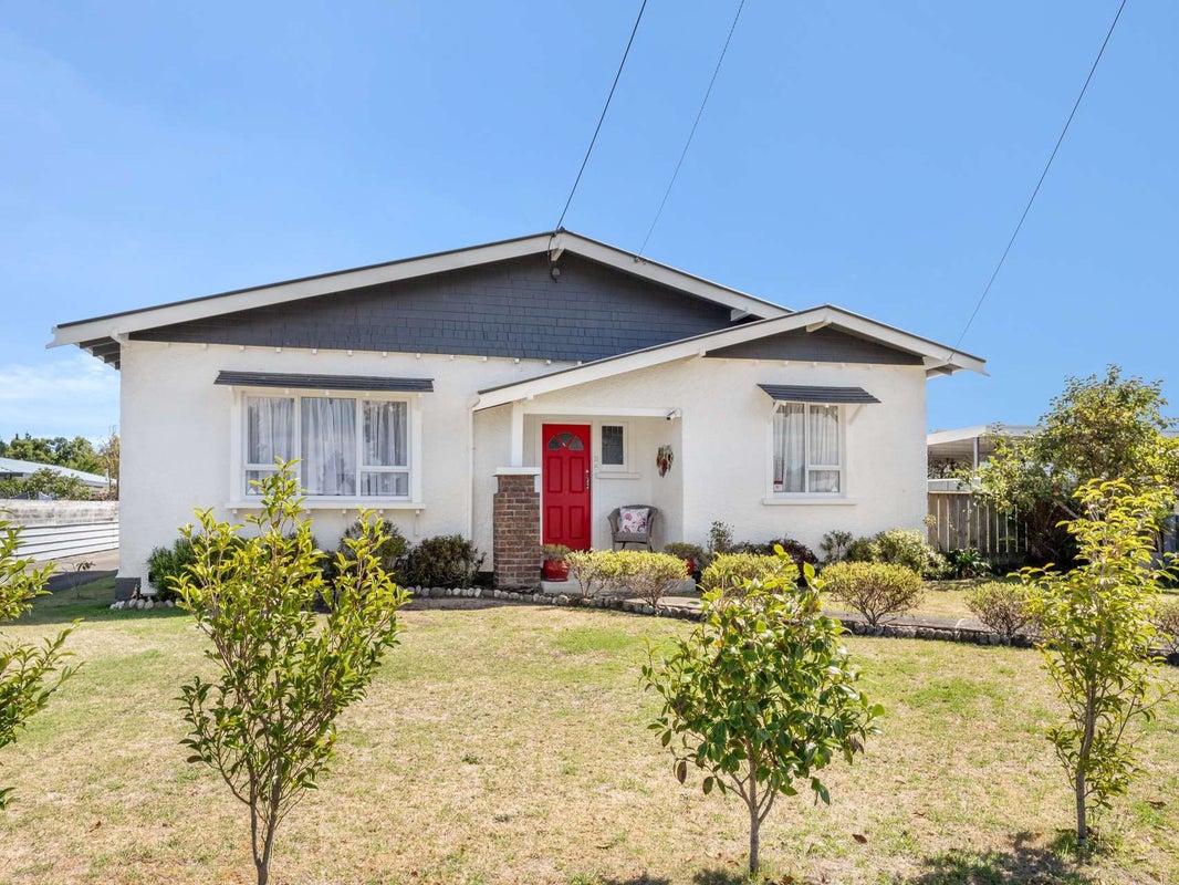 33 Moore Avenue, Tawhero, Whanganui - Carousel 1