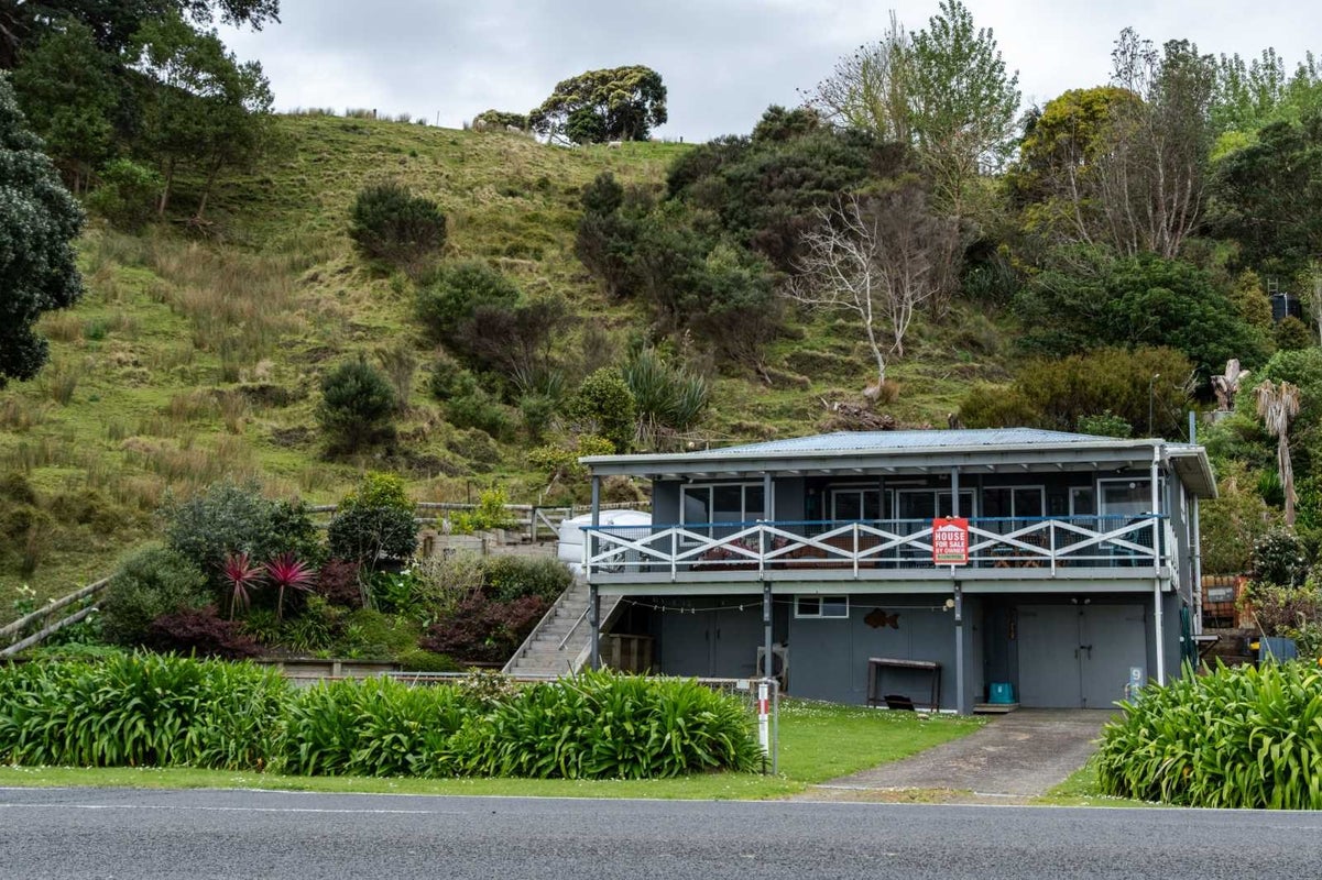 912 Thames Coast Sh25 Road, TE MATA, THAMES - Carousel 2