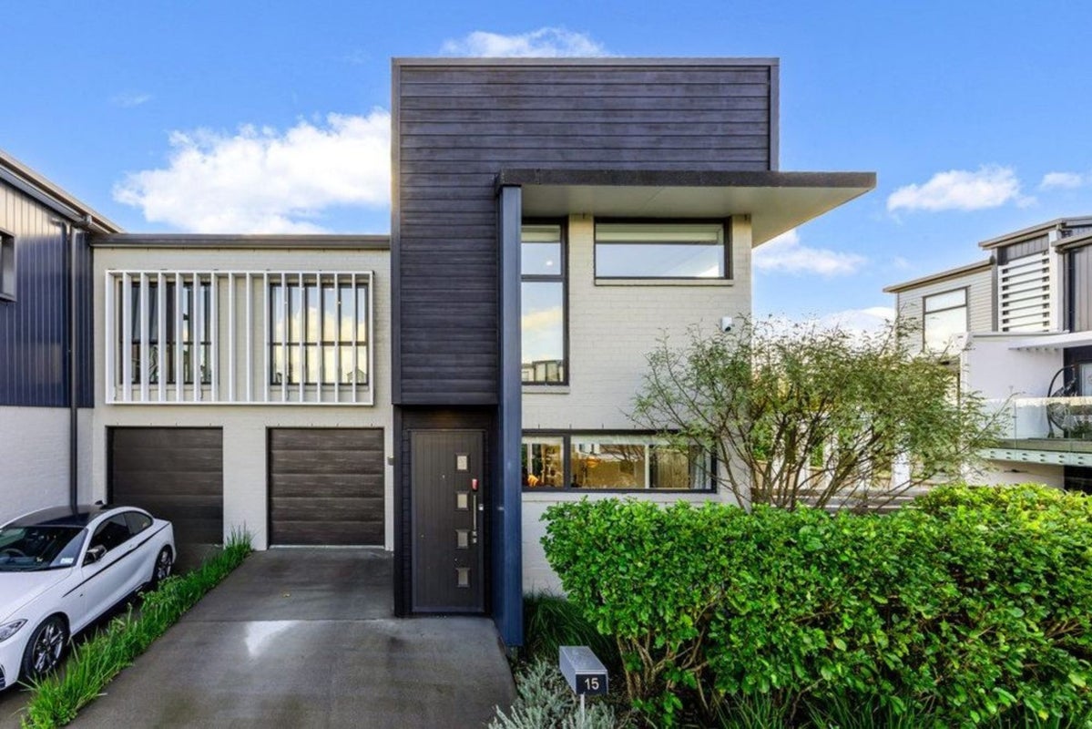15 Carder Court, Hobsonville, Auckland - Carousel 1