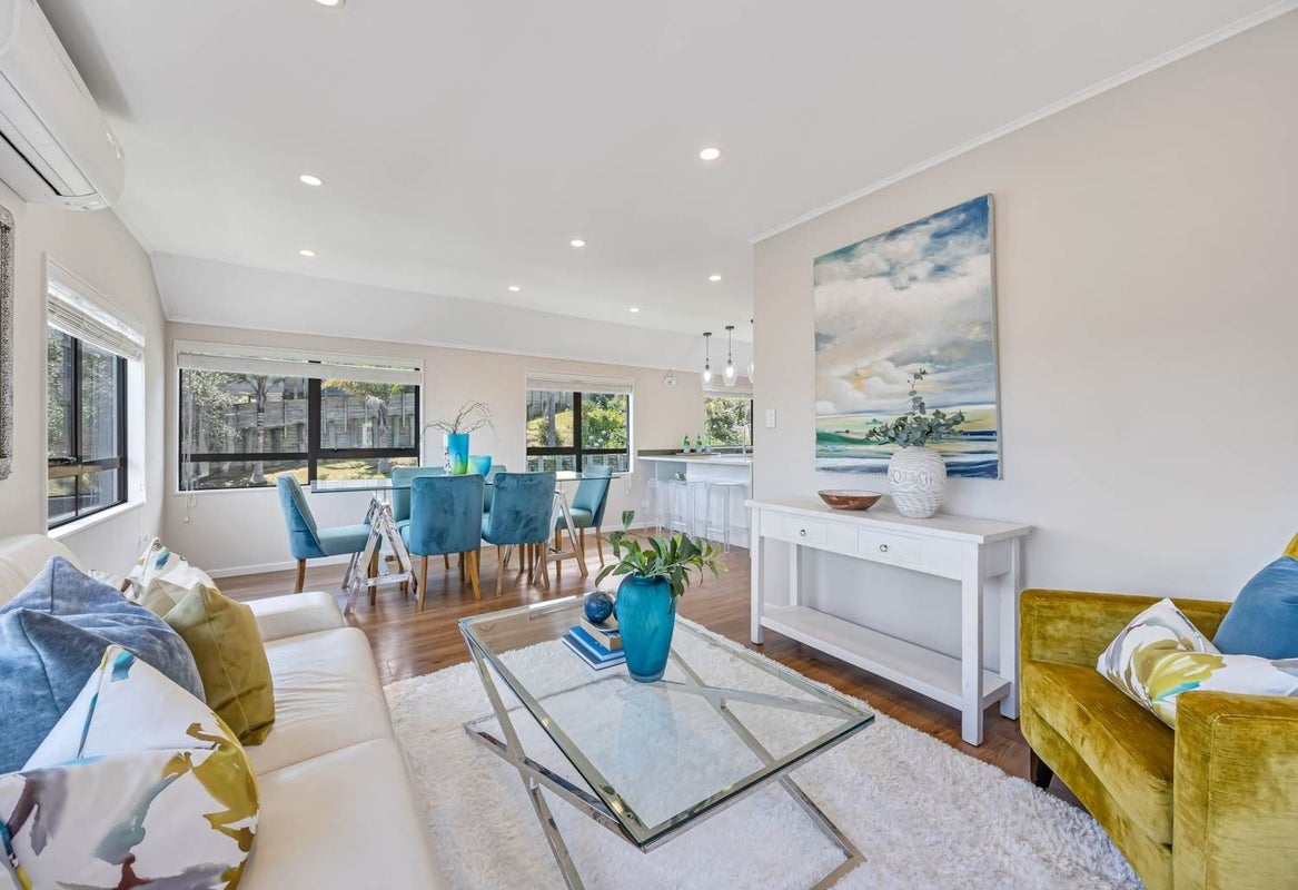 1/7 Basilton Close, Bucklands Beach, Auckland - Carousel 1