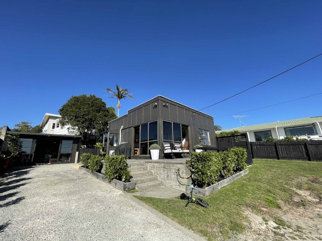 17A Brightside Road, Stanmore Bay, Whangaparaoa - Carousel 1