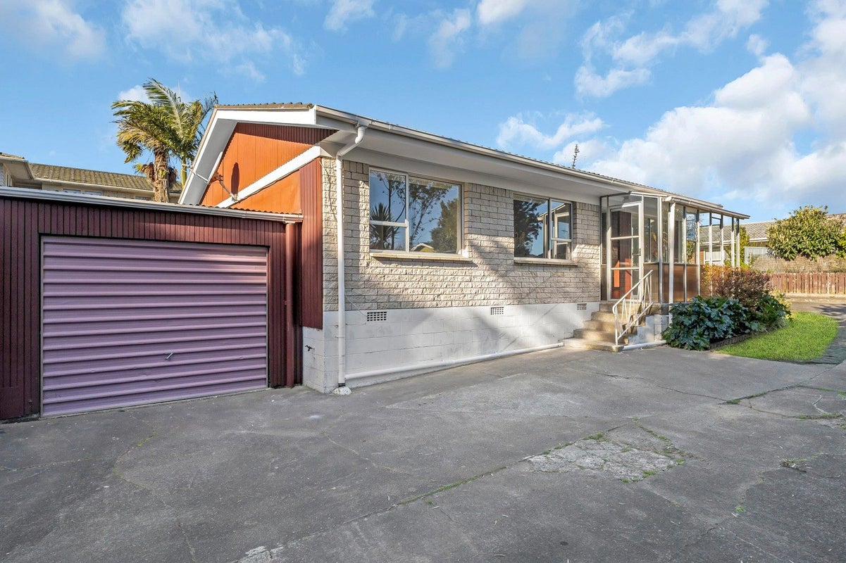 3A Walpole Avenue, Hillpark, Auckland - Carousel 1