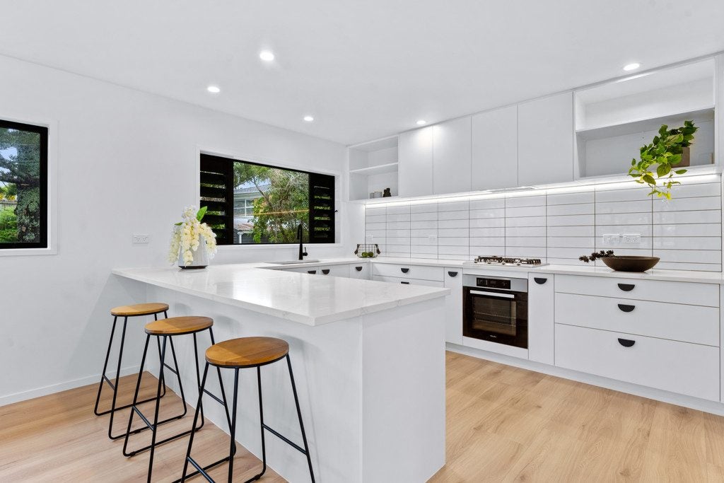 52A Glamorgan Drive, Torbay, Auckland - Carousel 2