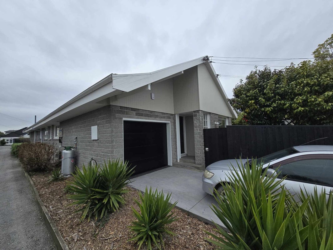 1/75 Garreg Road, Bryndwr, Christchurch - Carousel 1
