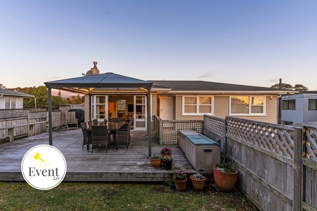 1/37 Sunnynook Road, Forrest Hill, Auckland - Carousel 1