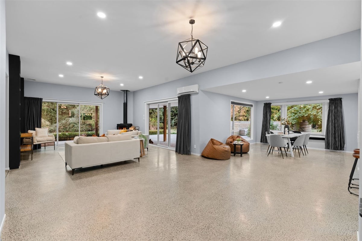 7 Loburn Whiterock Road, Loburn, Rangiora - Carousel 2