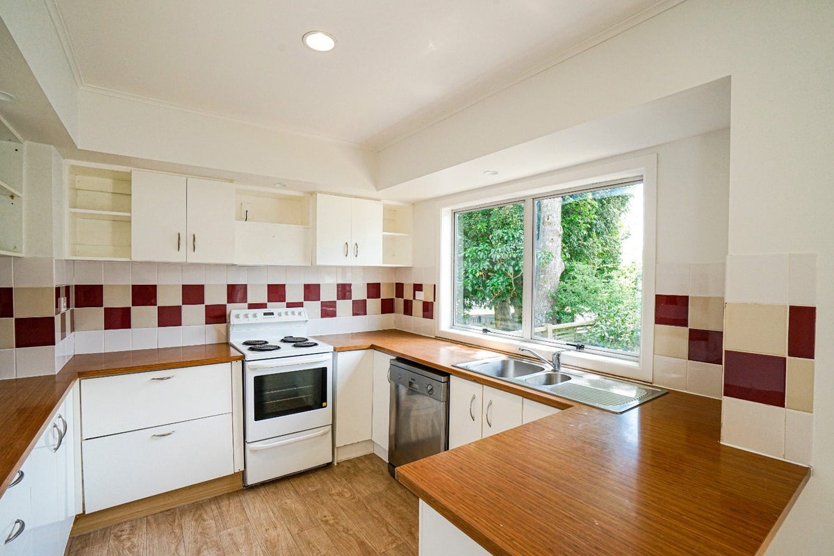 13 Birdwood Road, Pukekohe, Pukekohe - Carousel 2