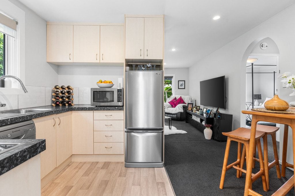 2/101 Bayswater Crescent, Bromley, Christchurch - Carousel 2