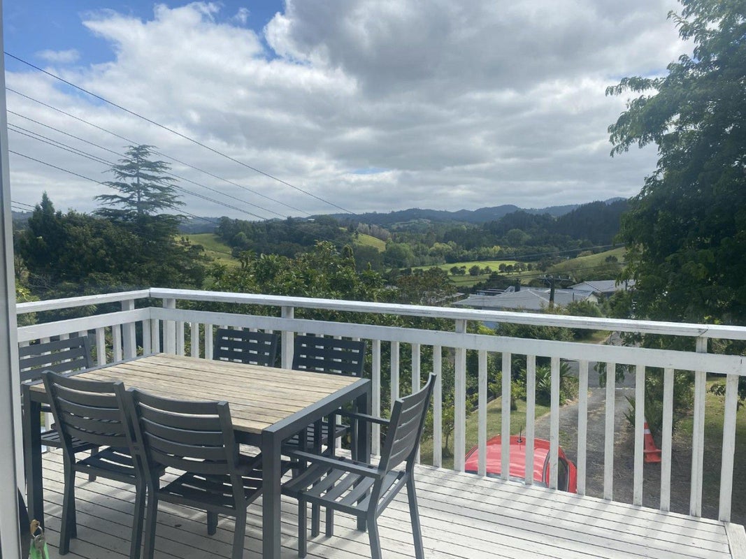 22 Clotworthy Crescent, Onerahi, Whangarei - Carousel 2