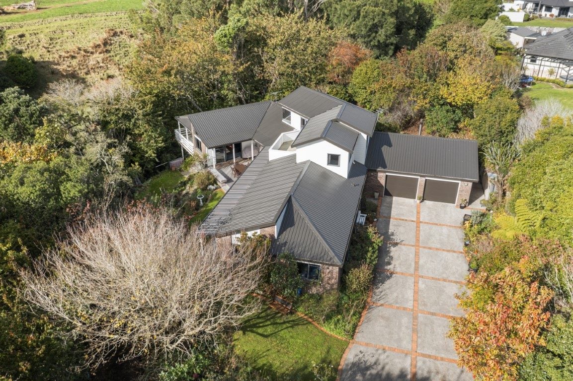 60 Veale Road, Ridgewood, New Plymouth - Carousel 2