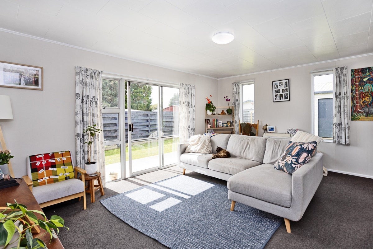 14 Iona Court, Strathern, Invercargill - Carousel 2