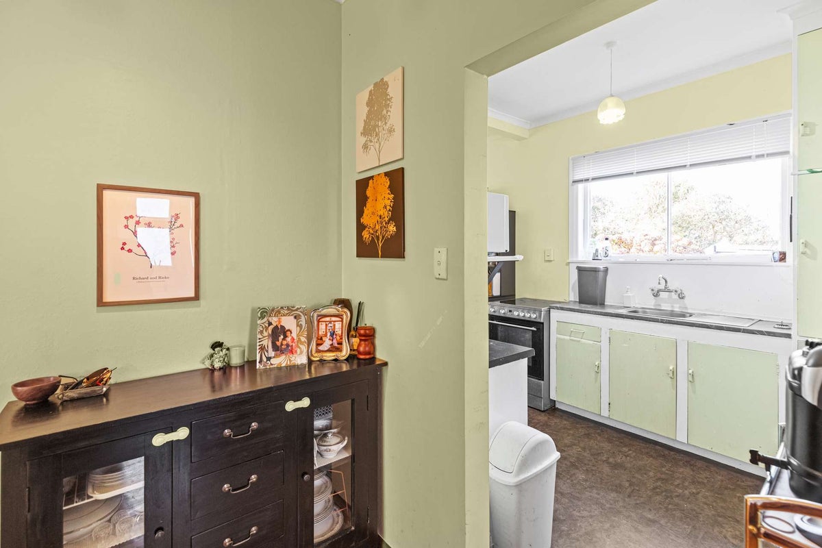 2 Poutini Street, Whanganui East, Whanganui - Carousel 2