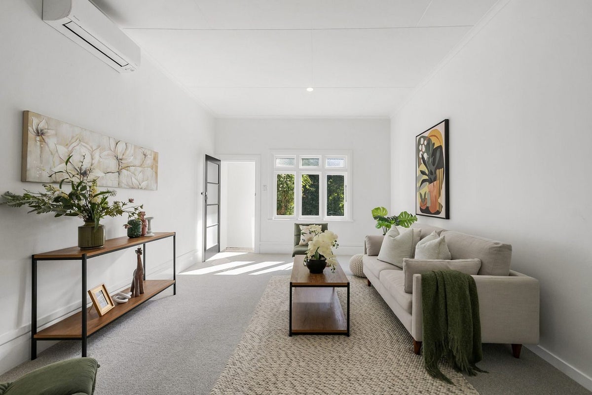 29 Garden Road, Northland, Wellington - Carousel 2
