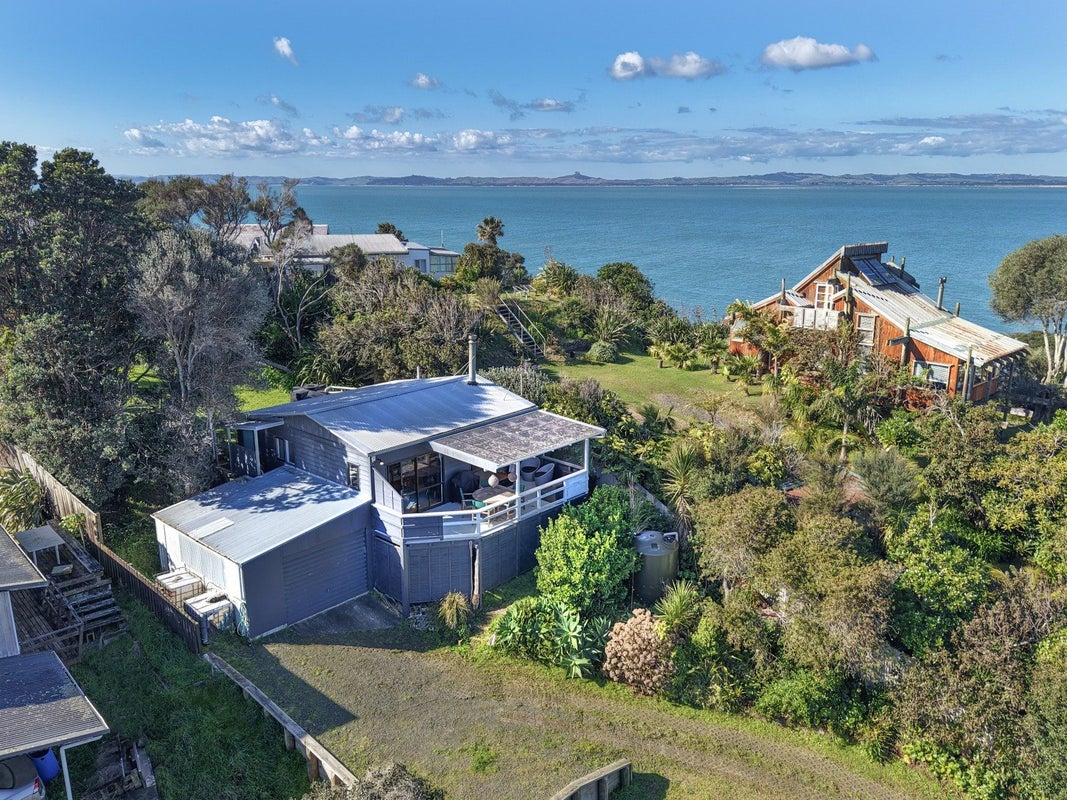 6569 Pouto Road, Pouto, Kaipara, Northland - Carousel 1