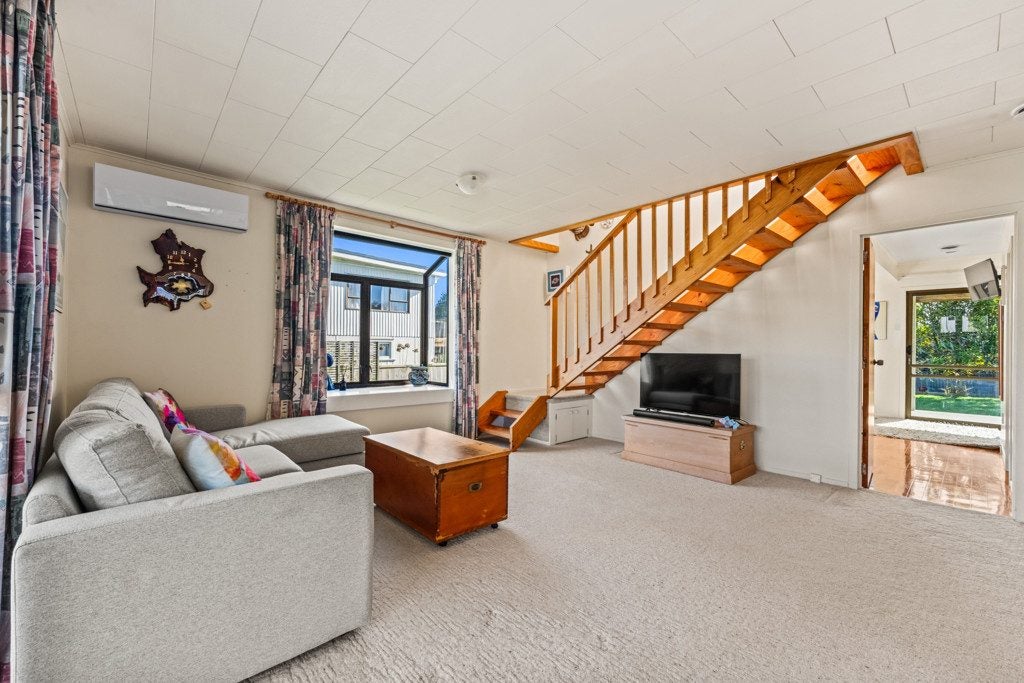 31 Bream Bay Drive, Ruakaka, Ruakaka - Carousel 2