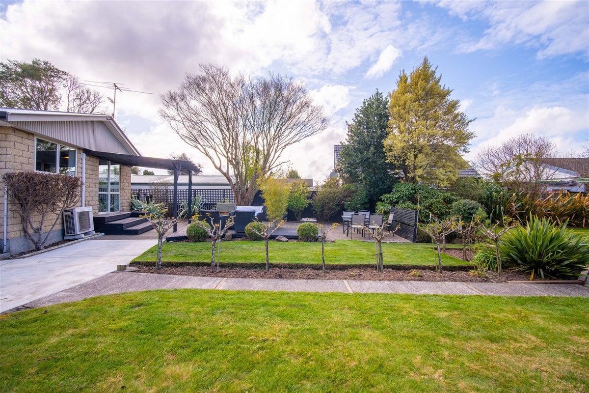34A Cavendish Road, Casebrook, Christchurch - Carousel 1