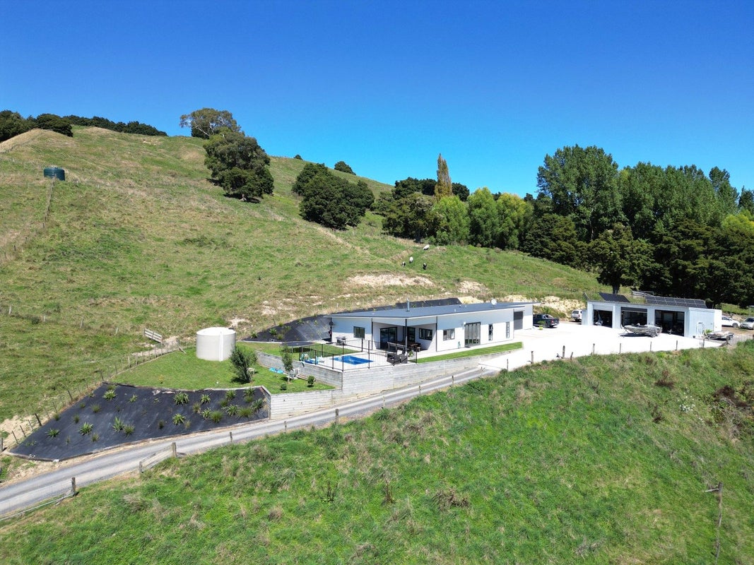 436 Taringamotu Road, Taumarunui - Carousel 1