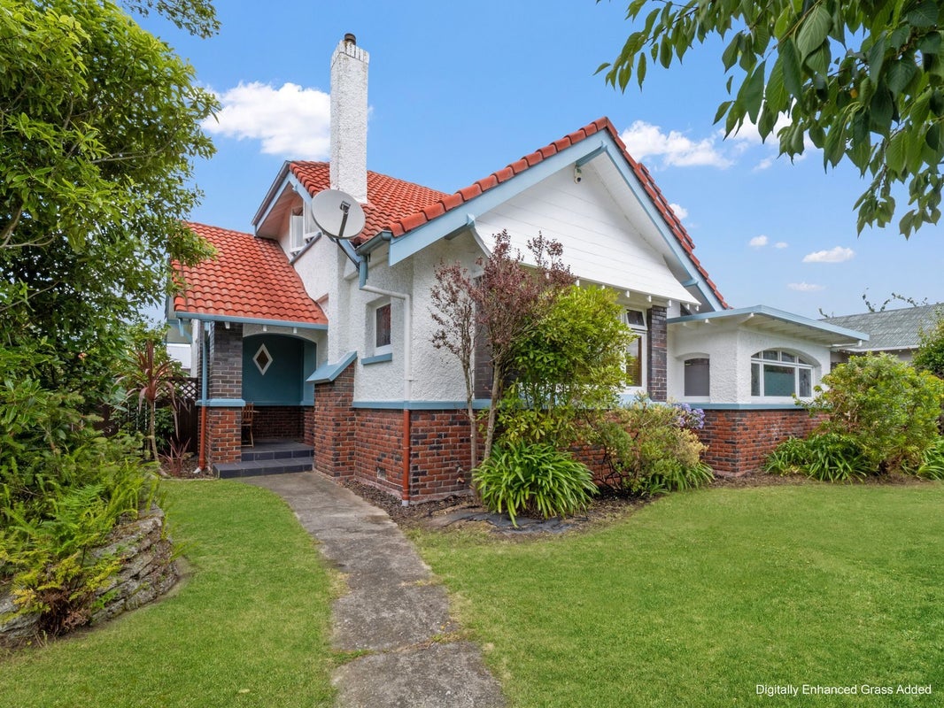 30 Cuba Street, Takaro, Palmerston North, Manawatu / Whanganui - Carousel 1