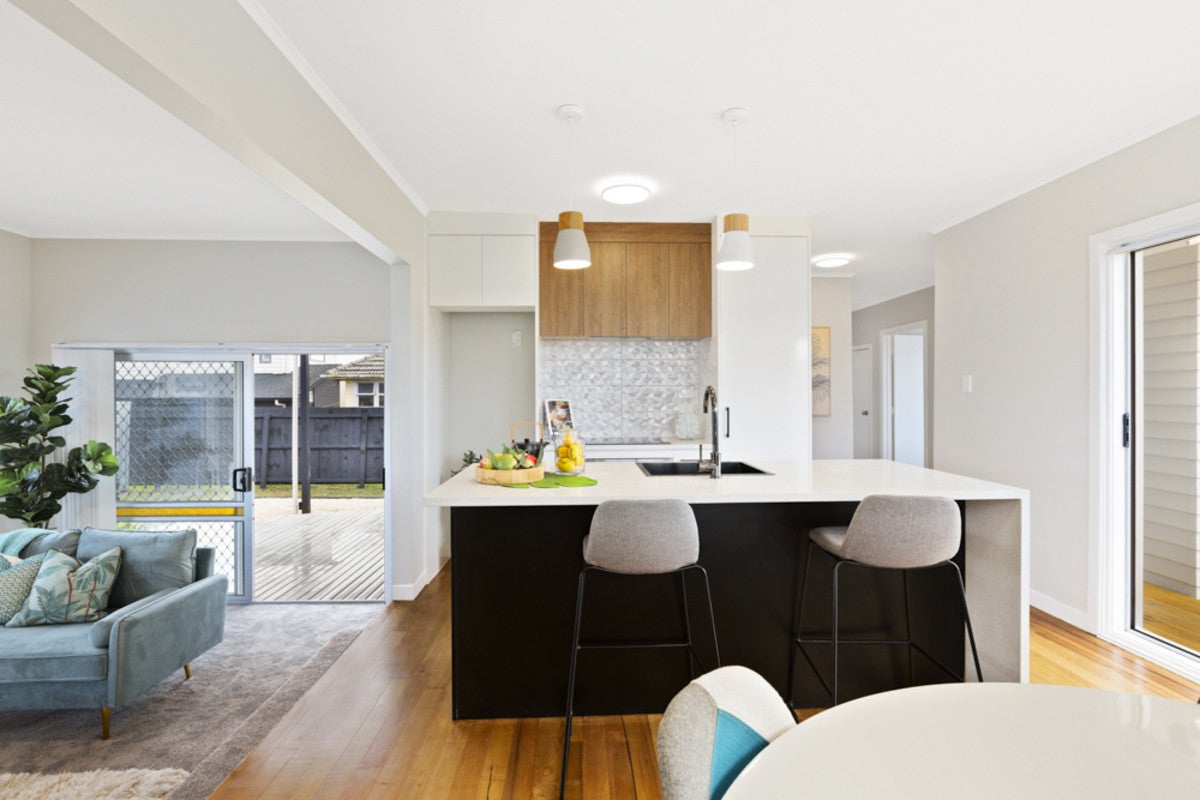 604B Te Atatu Rd, Te Atatu Peninsula, Auckland - Carousel 2