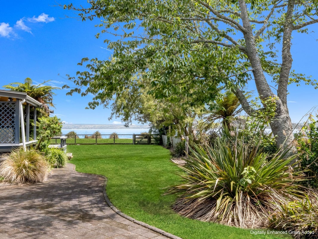 9 Cooper Avenue, Holdens Bay, Rotorua - Carousel 1
